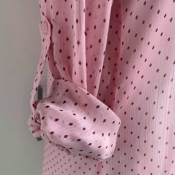 Kut From the Kloth pink Diamond pattern sheer button-up blouse - Picture 4 of 6